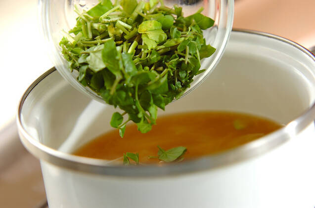 クレソンのみそ汁の作り方の手順4
