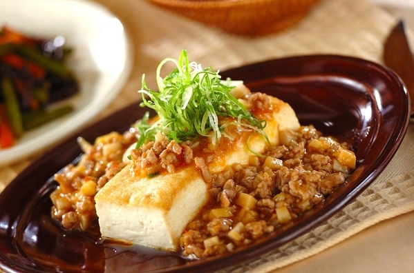 豆腐ステーキの基本 人気レシピ10選 きのこあんかけや中華風も Macaroni