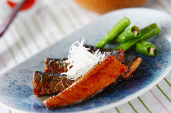ご飯が進む!甘辛サンマの蒲焼き