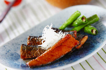 ご飯が進む!甘辛サンマの蒲焼き