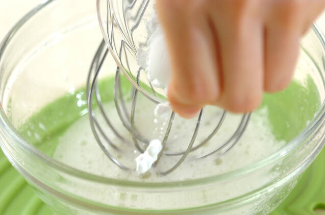 鶏ささ身のアーモンド揚げの作り方の手順2