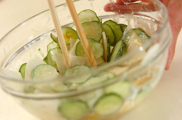キュウリと大根のゴママヨ和えの作り方の手順4