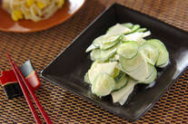 キュウリと大根のゴママヨ和え