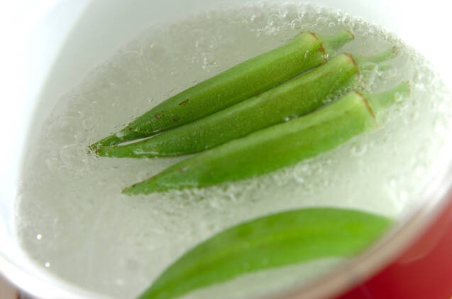スピード副菜！オクラの塩昆布和えの作り方の手順1