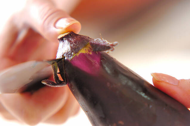 ナスの揚げ浸しの作り方の手順1