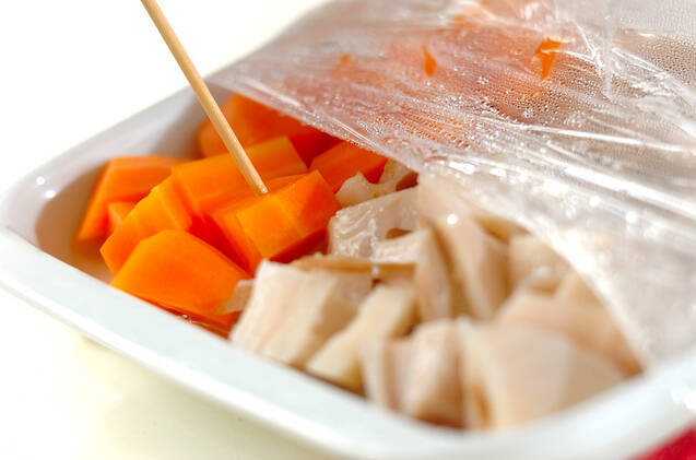 レンコン、ニンジンのチーズ焼きの作り方の手順1