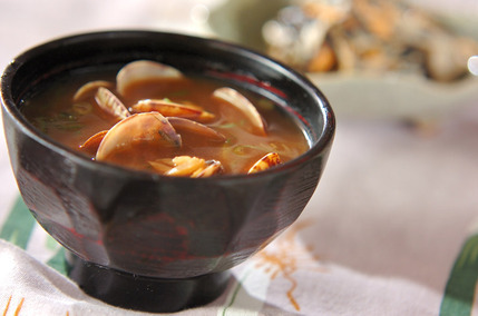 アサリの赤だし