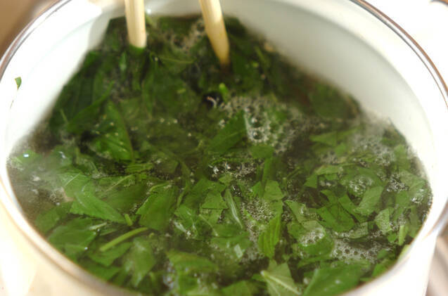 モロヘイヤ入り納豆汁の作り方の手順3