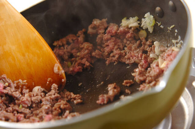 ご飯がすすむ！厚揚げとひき肉の炒め物の作り方の手順4