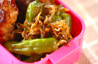 シシトウとジャコの佃煮