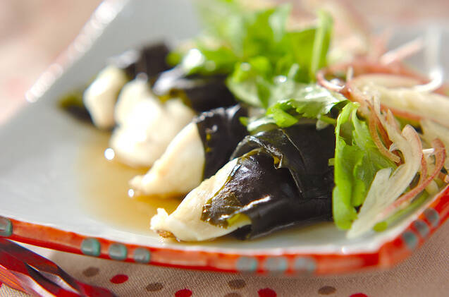 鯛のワカメ巻き