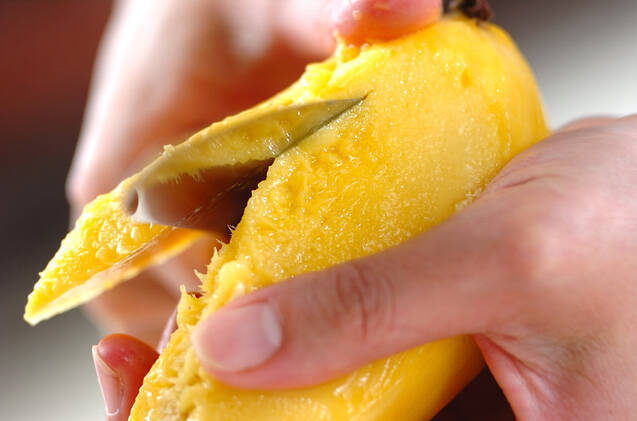 ココナッツマンゴージュースの作り方の手順1