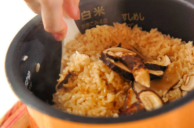 ぜいたくに！松茸のみの松茸ご飯の作り方の手順5