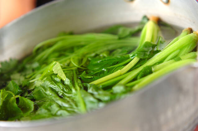 ホウレン草のみぞれ和えの作り方の手順1