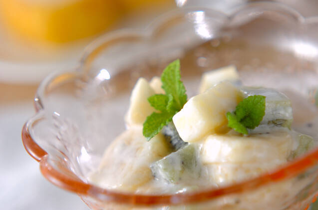 フルーツヨーグルト