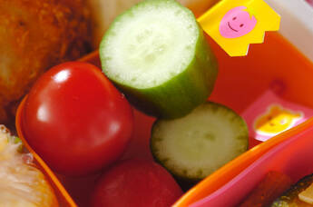 キュウリとプチトマト