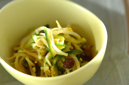 モヤシとキュウリのカレー酢和え