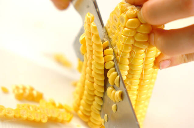 コーンハンバーグの作り方の手順4