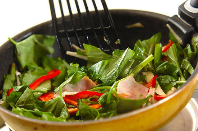 簡単だけど本格中華！シャキシャキ空心菜のオイスター炒め by 杉本 亜希子さんの作り方の手順8