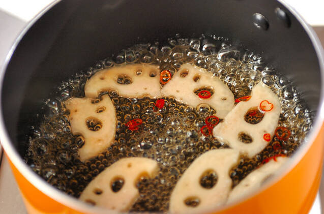 甘酢レンコンの作り方の手順2