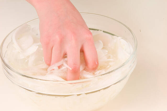 新玉ネギのサラダの作り方の手順1