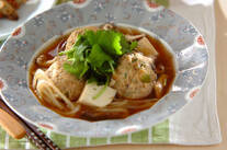 ゴマ団子入りスープ煮