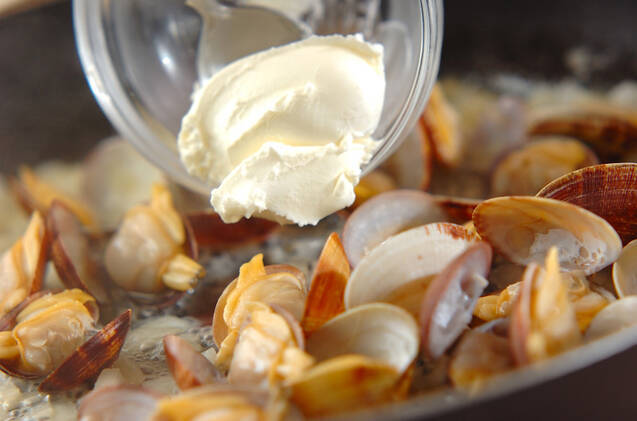 アサリのクリーム蒸しの作り方の手順4