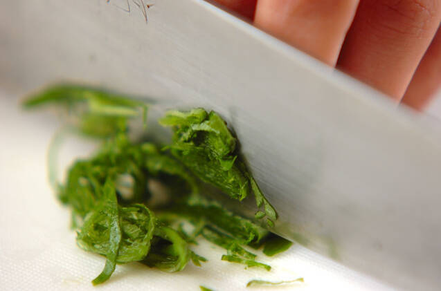 たたき長芋のワサビしょうゆ和えの作り方の手順3