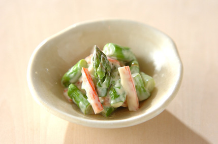 アスパラとカニカマのレモン風味