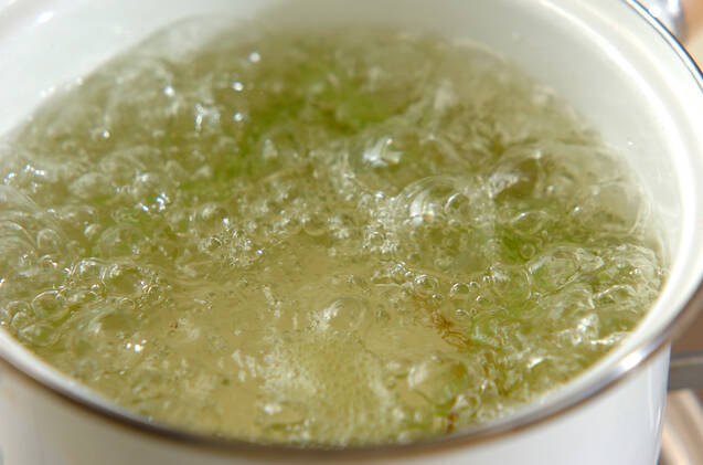 フキの青煮の作り方の手順2