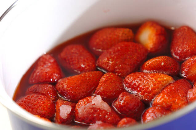 イチゴシロップとセミドライイチゴの作り方の手順3