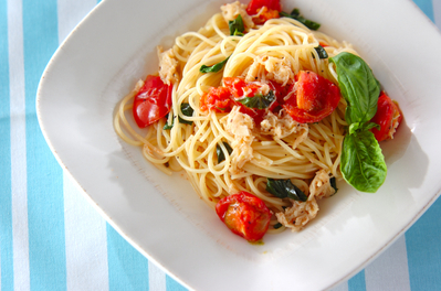 ホタテとトマトのパスタ レシピ 作り方 E レシピ 料理のプロが作る簡単レシピ