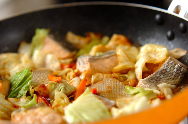 鮭とキャベツのみそ煮の作り方の手順4