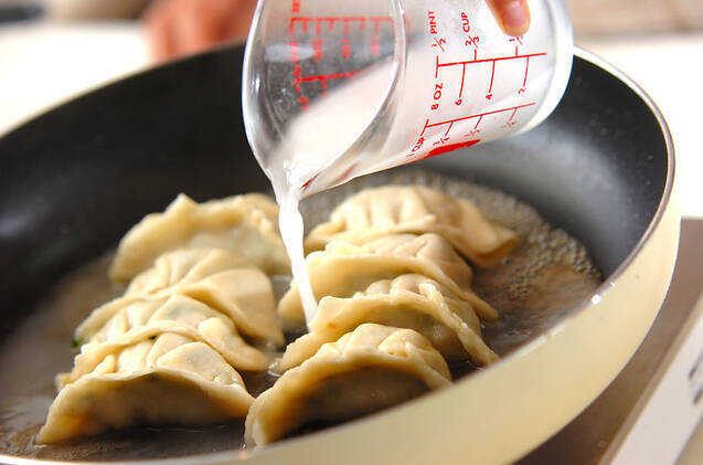 もちもち餃子の作り方の手順9