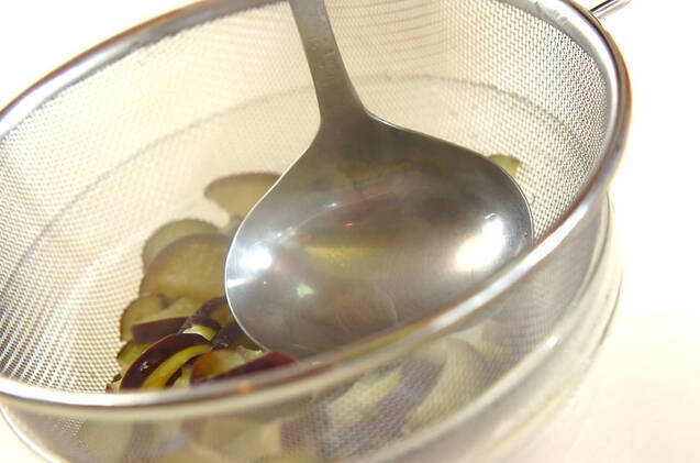 ゆでナスのゴマ酢和えの作り方の手順3