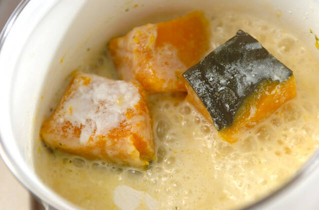 カボチャのココナッツ煮の作り方の手順1