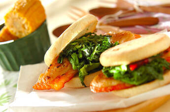 鮭と菜の花の春色サンド