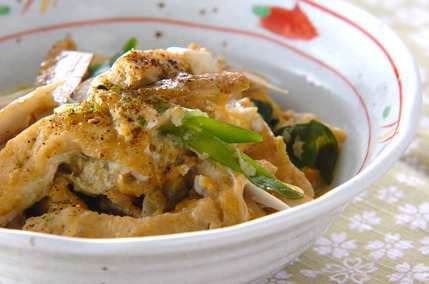 ゴボウと油揚げの卵とじ