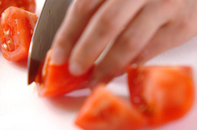 トマトとチーズのサラダの作り方の手順1