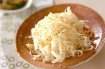 玉ネギとサキイカの和風サラダ