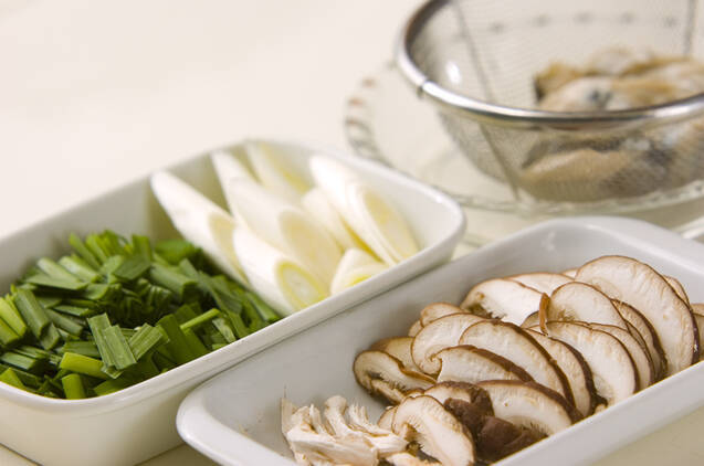 カキ雑炊の作り方の手順1