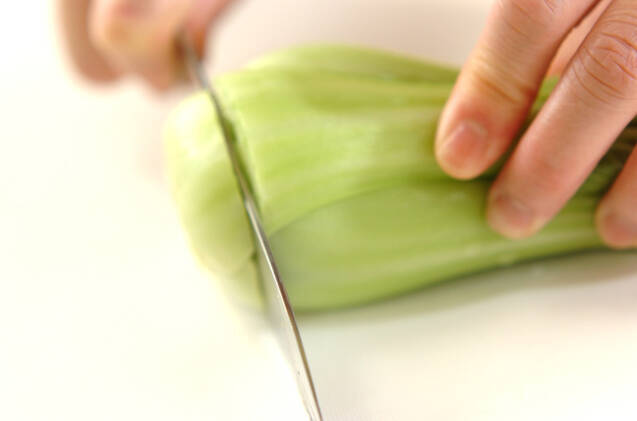 シューマイとチンゲンサイのケチャップ炒めの作り方の手順1