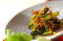 カブの葉とチリメンジャコの炒め物