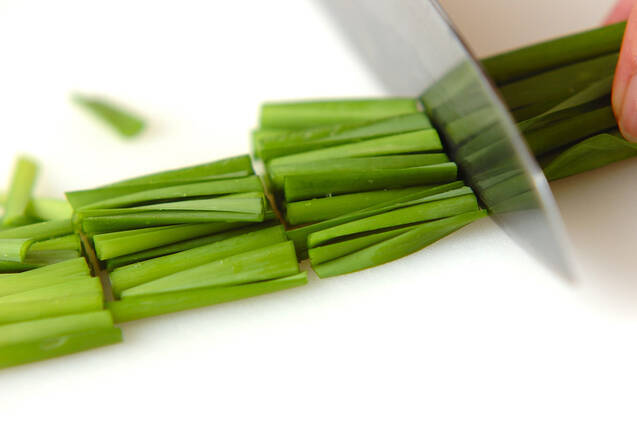 すぐできる絶品おかず！ニラ豚炒めの作り方の手順1