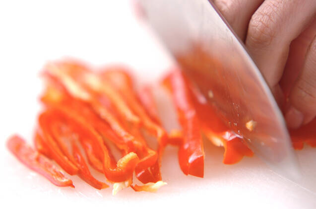 モヤシのソース卵とじの作り方の手順2