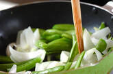 エンドウのみそ炒めの作り方4