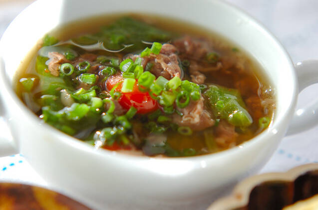 牛肉のピリ辛スープ