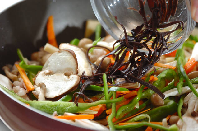 春雨と豚肉の炒め物の作り方の手順7