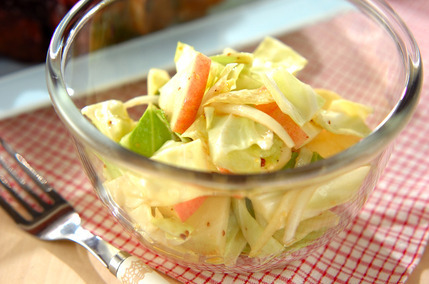 キャベツのサラダ