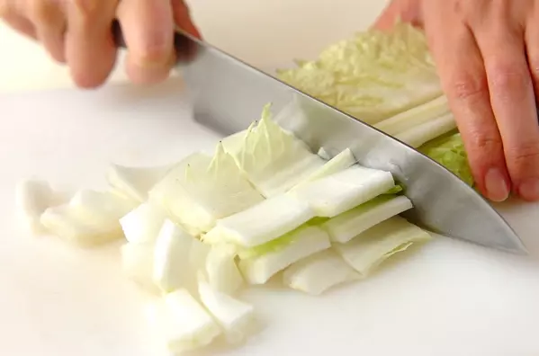 簡単なのに絶品！中華丼 具材たっぷり 15分で作れるとっておきレシピの下準備1